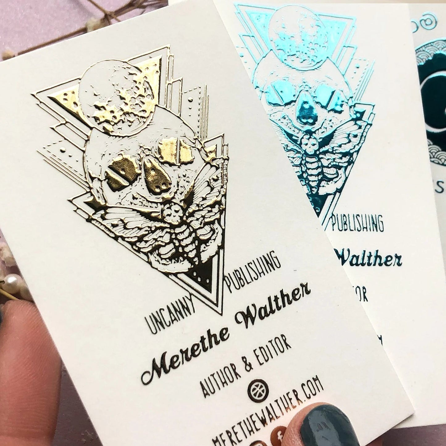 Raised Foil Business Cards | Thick Double-layered Art Paper BcardsCreation